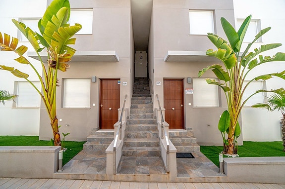 En megler med gode referanser - SPANIA1.no