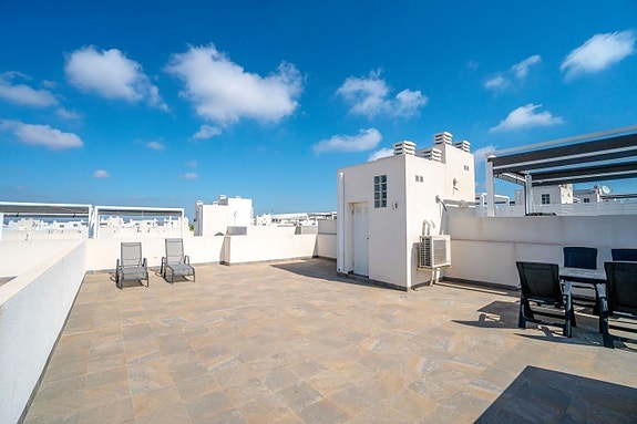 En megler med gode referanser - SPANIA1.no