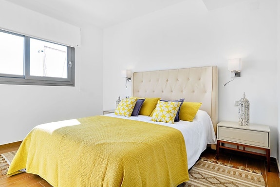 En megler med gode referanser - SPANIA1.no