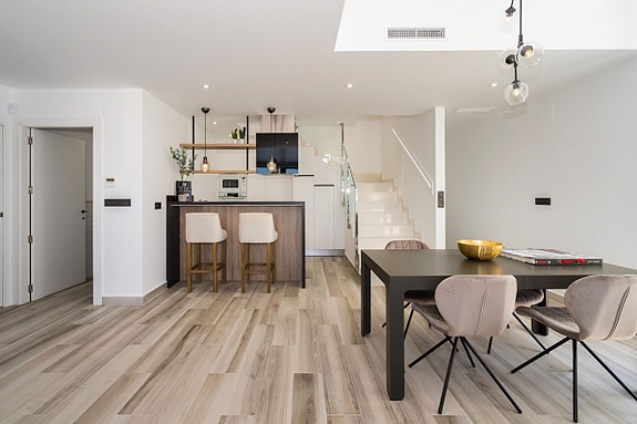 En megler med gode referanser - SPANIA1.no