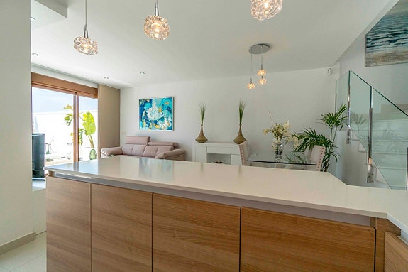 En megler med gode referanser - SPANIA1.no