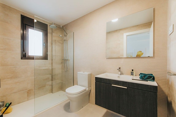 En megler med gode referanser -  SPANIA1.no