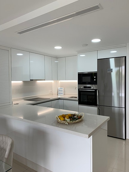 En megler med gode referanser -  SPANIA1.no