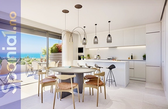 En megler med gode referanser - SPANIA1.no