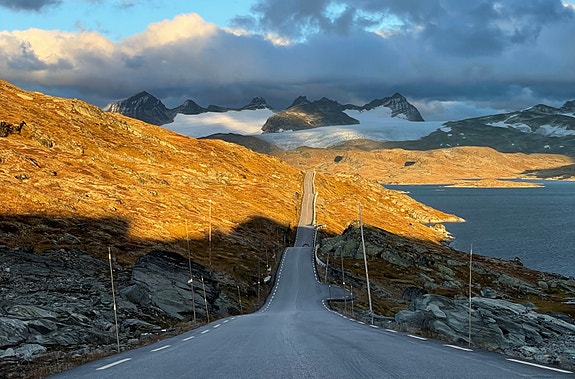 Nasjonal turistveg Sognefjellet i haustdrakt