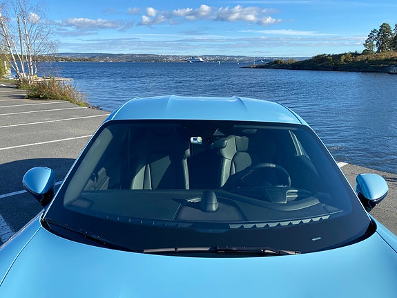 Porsche Taycan 14 of 30