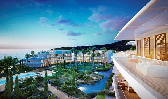 En megler med gode referanser - SPANIA1.no