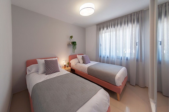 En megler med gode referanser -  SPANIA1.no