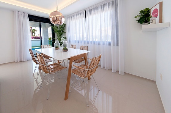 En megler med gode referanser -  SPANIA1.no