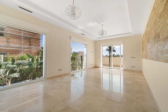 En megler med gode referanser - SPANIA1.no