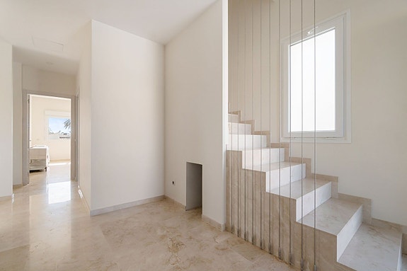 En megler med gode referanser - SPANIA1.no