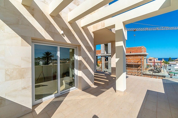 En megler med gode referanser - SPANIA1.no