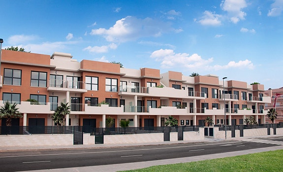 En megler med gode referanser - SPANIA1.no