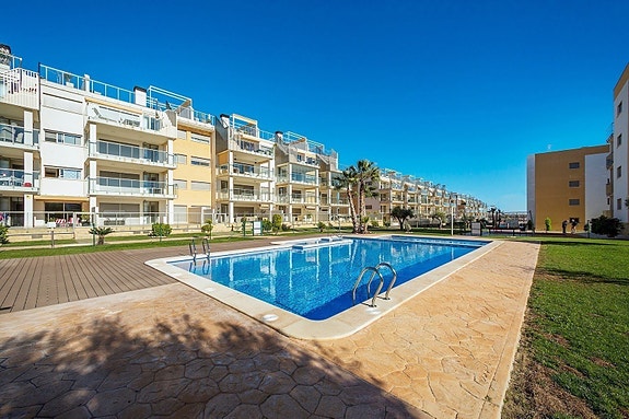 En megler med gode referanser - SPANIA1.no