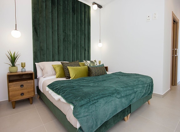 En megler med gode referanser -  SPANIA1.no