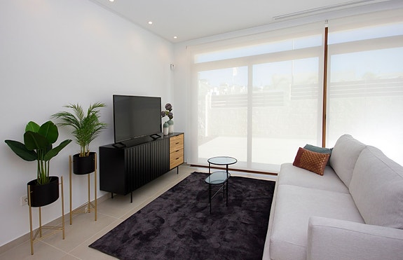 En megler med gode referanser -  SPANIA1.no