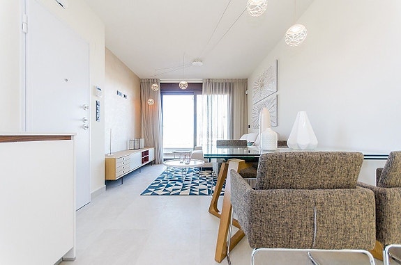 En megler med gode referanser - SPANIA1.no