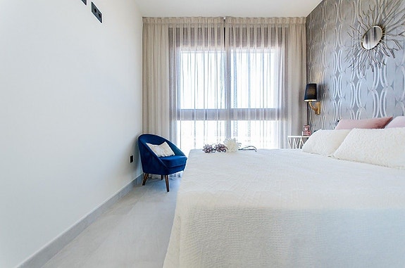 En megler med gode referanser - SPANIA1.no