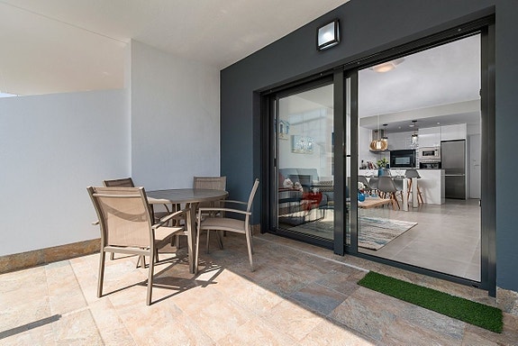 En megler med gode referanser -  SPANIA1.no