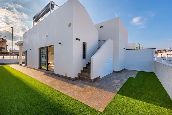 En megler med gode referanser - SPANIA1.no