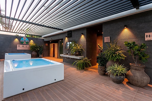 En megler med gode referanser - SPANIA1.no