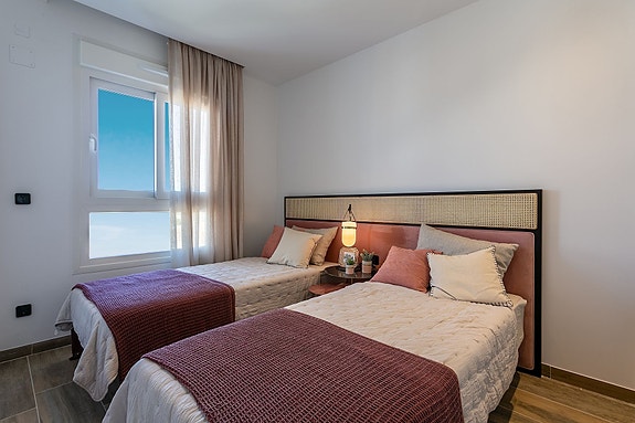 En megler med gode referanser - SPANIA1.no