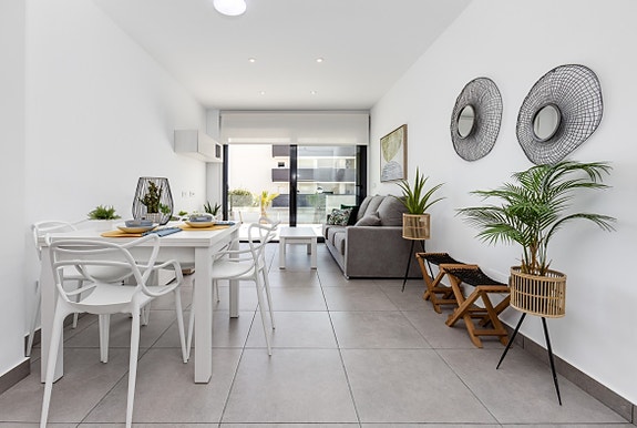 En megler med gode referanser - SPANIA1.no