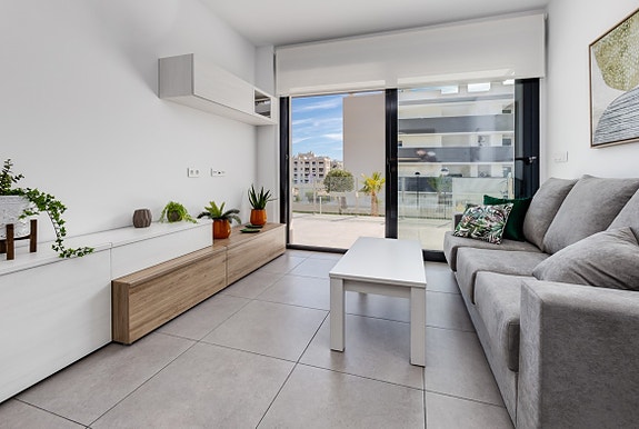 En megler med gode referanser - SPANIA1.no