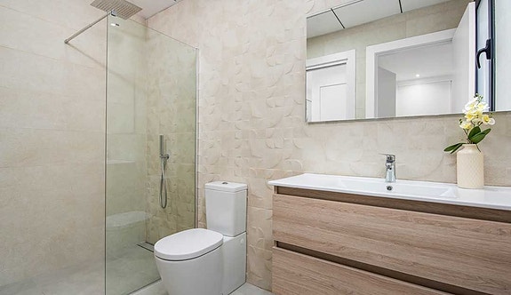 En megler med gode referanser -  SPANIA1.no