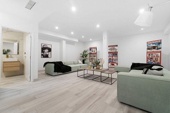 Bruk en megler med gode referanser - se SPANIA1.no