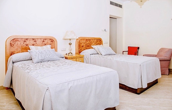 En megler med gode referanser - SPANIA1.no