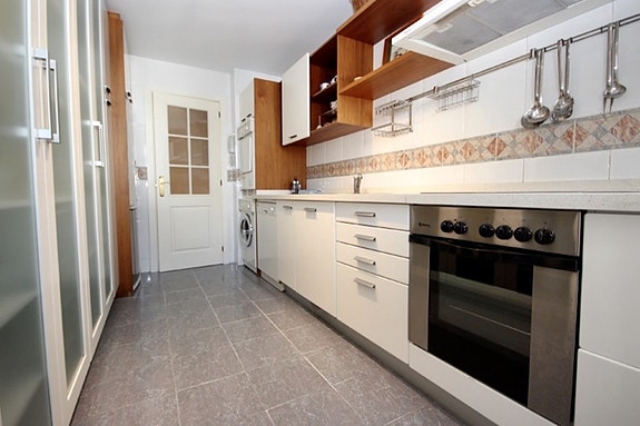 En megler med gode referanser - SPANIA1.no