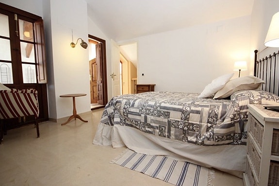 En megler med gode referanser - SPANIA1.no