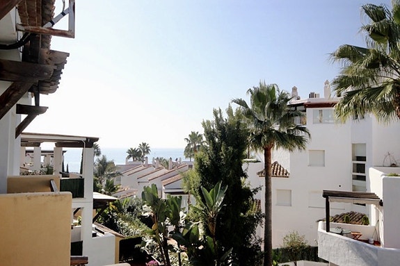 En megler med gode referanser - SPANIA1.no