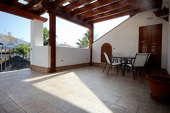 En megler med gode referanser - SPANIA1.no