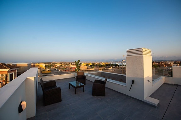 En megler med gode referanser -  SPANIA1.no