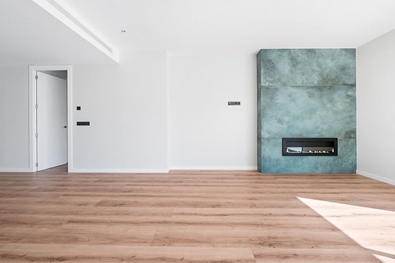 Bruk en megler med gode referanser - se SPANIA1.no