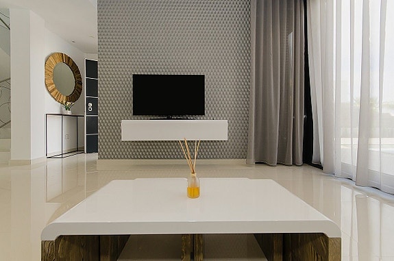 En megler med gode referanser - SPANIA1.no