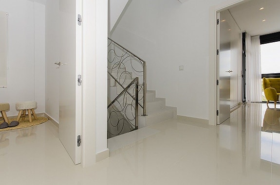 En megler med gode referanser - SPANIA1.no