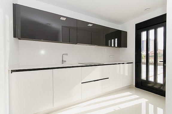 En megler med gode referanser - SPANIA1.no