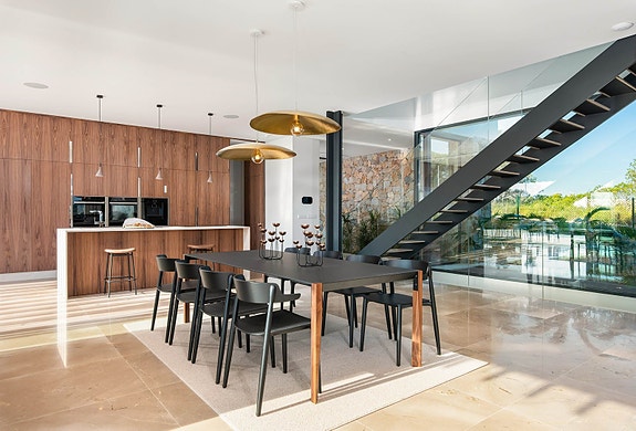 En megler med gode referanser - SPANIA1.no