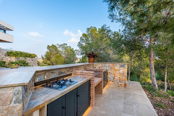 En megler med gode referanser - SPANIA1.no