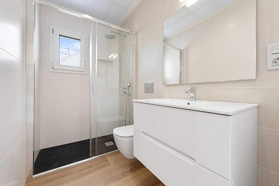 En megler med gode referanser - SPANIA1.no