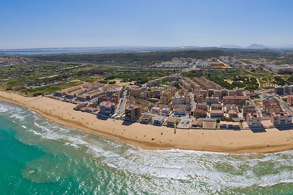 En megler med gode referanser -  SPANIA1.no