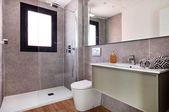 En megler med gode referanser - SPANIA1.no