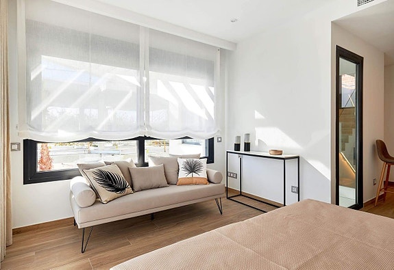 En megler med gode referanser - SPANIA1.no