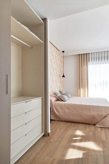 En megler med gode referanser - SPANIA1.no