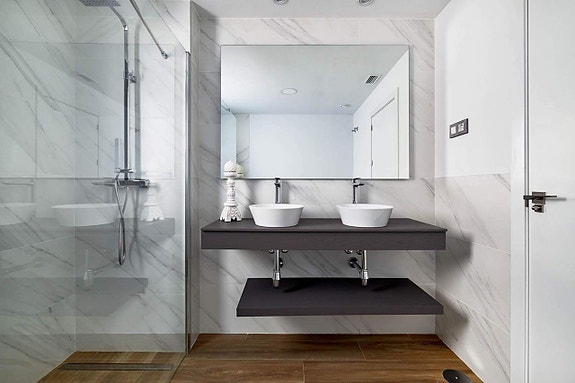 En megler med gode referanser - SPANIA1.no