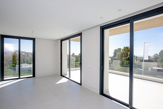 En megler med gode referanser - SPANIA1.no