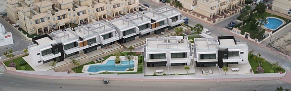 En megler med gode referanser - SPANIA1.no